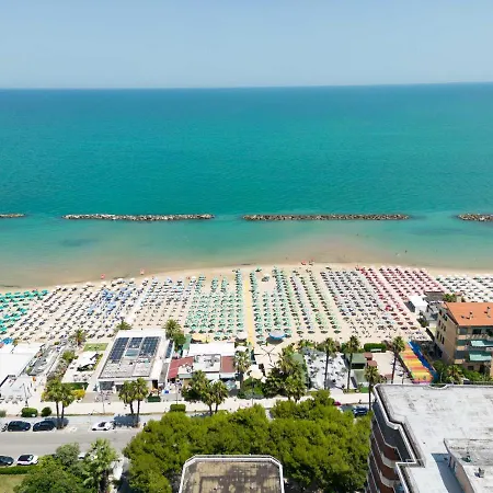 Velia Hotel