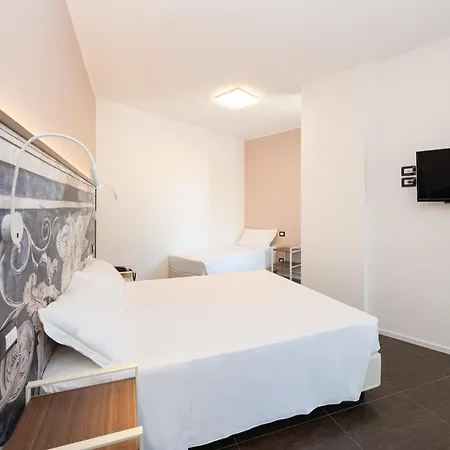 Velia 3* Grottammare