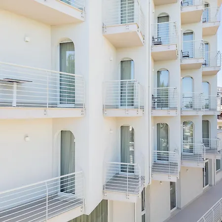 Velia 3* Grottammare