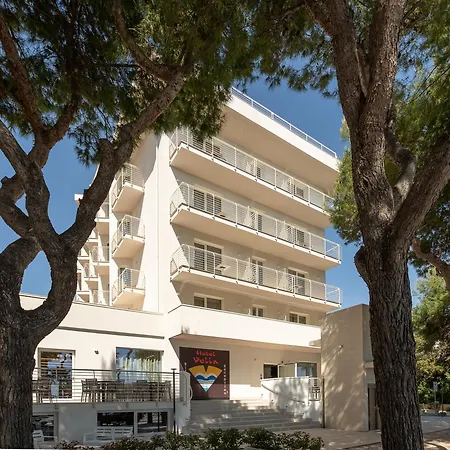 Hotel Velia 3*