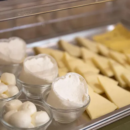 Velia 3* Grottammare