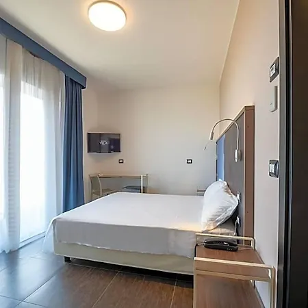 Velia 3* Grottammare