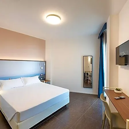 Velia Hotel
