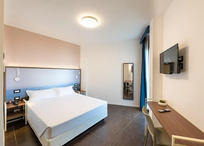 Velia Hotel